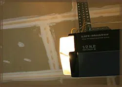 SOS Garage Doors Loganville, GA 678-752-7310 - openers-sid-gr-02m